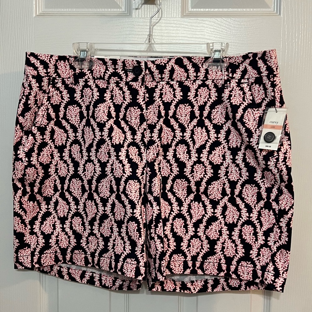 NWT Crown & Ivy Shorts